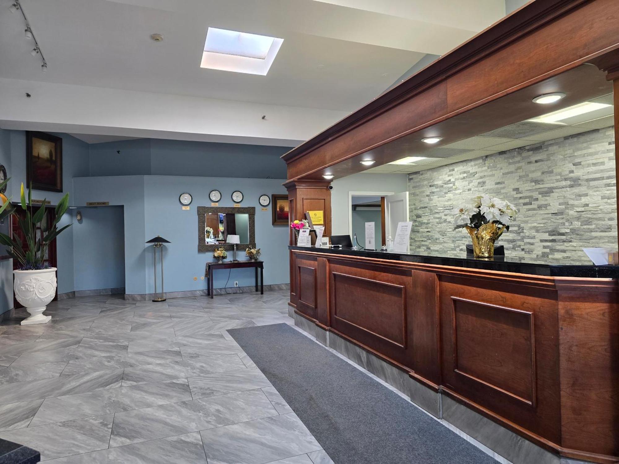 Town Inn Бордентаун Екстер'єр фото